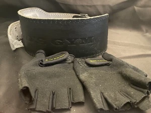 Golds Gym Weight Belt (L/XL) and Gloves (M/L) - Picture 1 of 4