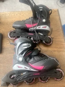 Pattini donna in linea DBX taglia 7. Cuscinetti ABEC ruote nave madre usati una volta ottime condizioni++ - Foto 1 di 14