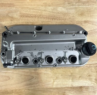 Cubierta de válvula delantera para Honda Accord V6 2003-2007 3,0 L Foto 1 de 4