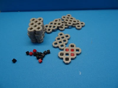 DIOPART3D Parkplatz Rasengitter 1:18 – 12x Steine + 72 Füllwürfel – Diorama Zubehör