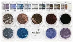 MAHYA COSMETICS 100% Minerali Schiacciati Puri 9 Colori Impilabili "GOTICO" - Foto 1 di 1