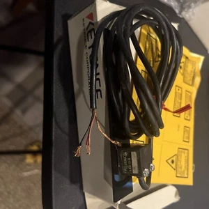 Keyence LX2-11 Laser Sensor Receiver Only in Box (KY1) - Picture 1 of 3