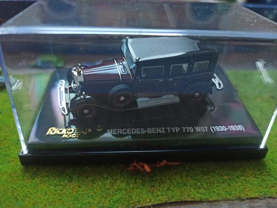 RICKO Mercedes-Benz Typ 770 W07 (1930-1938) rot 1:87 H0 Modellauto Oldtimer - Bild 1 von 1