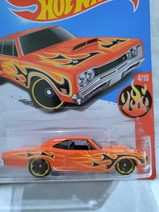 Hot Wheels Flames 69 Dodge Coronet Superbee #94 orange Maßstab 1:64 - Bild 1 von 7