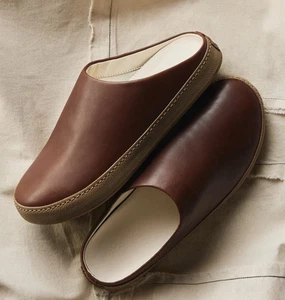 Mules sin cordones de cuero Olukai Hamani para hombre marrón talla 9 cómodos informales versátiles - Imagen 1 de 4