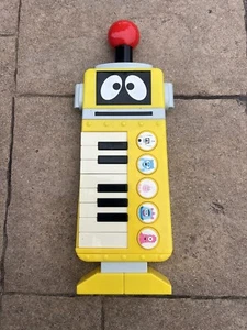 Spin Master Yo Gabba Gabba Plex Yellow Piano Keytar Keyboard Tested - Picture 1 of 2