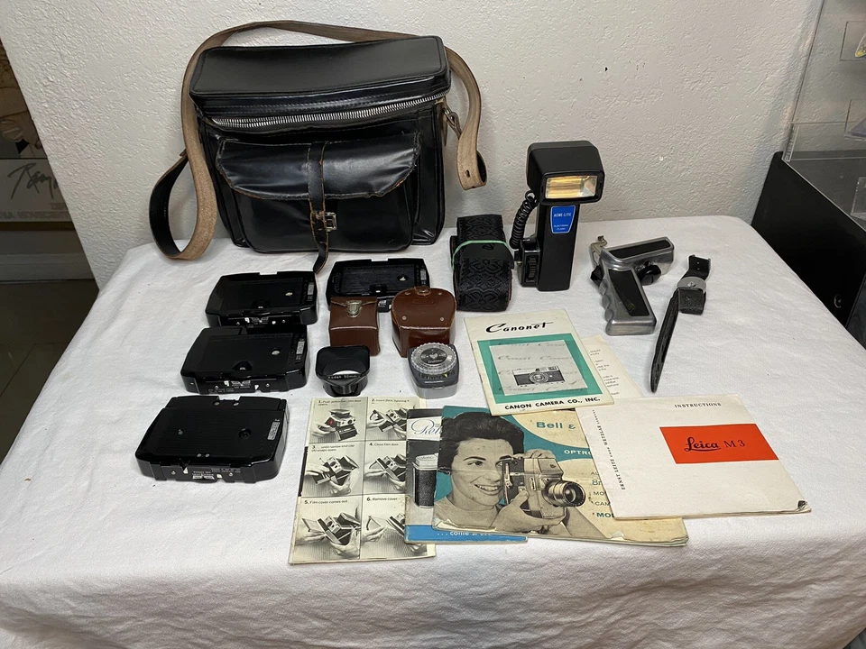 Accesorios de cámara vintage / libros de instrucciones / y bolsa  Foto 1 de 4