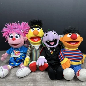 Peluche pupazzo giocattolo Gund Sesame Street Muppet 14" Bert Ernie Abby Count 2019/20 - Foto 1 di 12