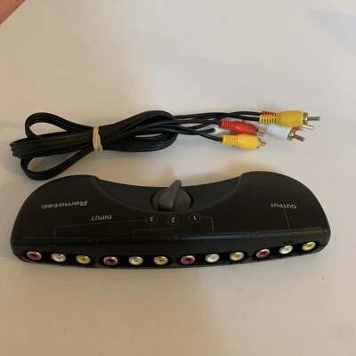 Remotec Audio Video AV RCA Switcher - Image 1 of 4