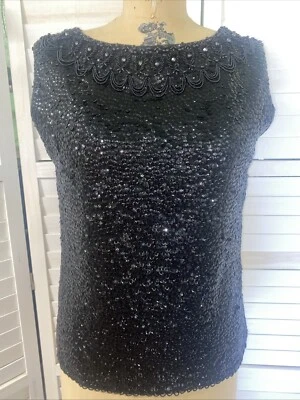 Camiseta sin mangas negra forrada de lana con lentejuelas con cuentas vintage talla grande hecha en Hong Kong Foto 1 de 4