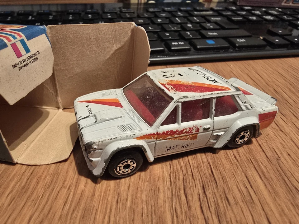 Matchbox 74 Fiat Abarth – Boxed — 第 1/4 张图片