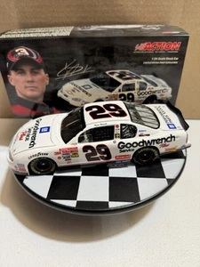 Kevin Harvick #29 GM Goodwrench Black Number Rookie Year 2001 1/24 Diecast - Picture 1 of 17