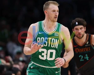 Sam Hauser 3s Gesture Boston Celtics 8x10 NBA Basketball Photo - Picture 1 of 1