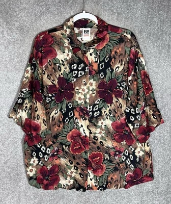 Top de Colección Ediciones Básicas para Mujer Talla 24 Estampado Floral Animal Manga Corta con Botones Foto 1 de 4