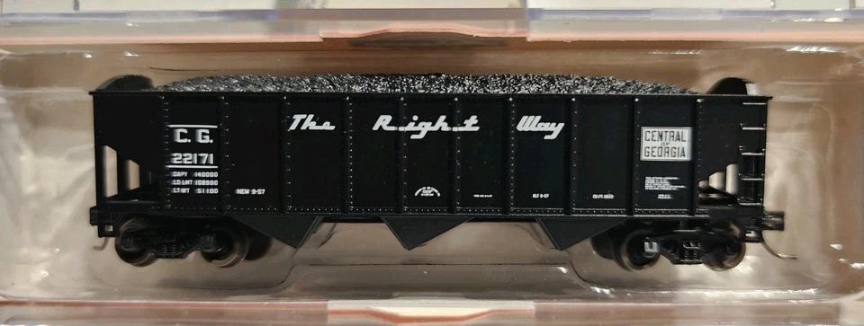 Athearn N Scale 3 Bay Hopper Central of Georgia #22171 - Image 1 of 4