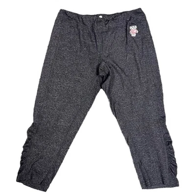 Pantalones capri cortos Coliseo para mujer Wisconsin leggings tejones gris acanalado pequeños Foto 1 de 4