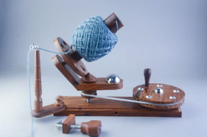 Sheesham Wood Yarn Ball Winder Handcrafted Winder for Knitting & Crochet