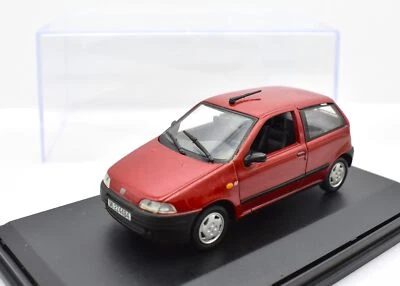 Modellino auto scala 1:43 Fiat Punto red Norev diecast modellismo da collezione - Immagine 1 di 4