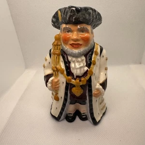 Wedgwood Ye Olde Town Hall Lord Mayor Figurine England Vintage 753/3 - Picture 1 of 8