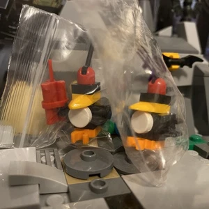 LEGO Minifigura Set 76010 dos pingüinos construidos en ladrillo - Imagen 1 de 2