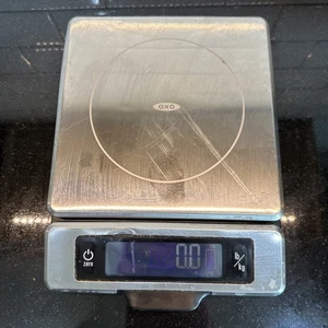 Bilancia per alimenti OXO Good Grips 11 libbre in acciaio inox con display estraibile 11214800 - Foto 1 di 12