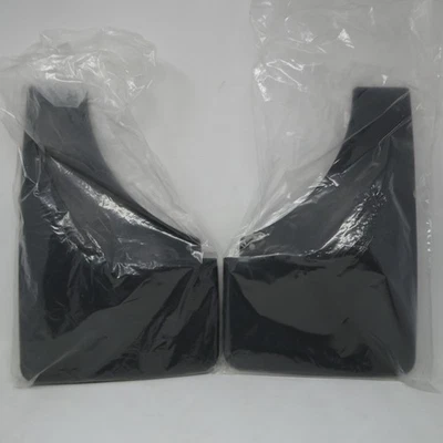 Par trasero WeatherTech guardabarros sin taladro negro Chevrolet Tahoe GMC Yukon Foto 1 de 4