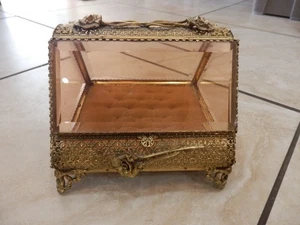 LG.Vintage French Ormolu Jewelry Casket Beveled Pink Glass Filigree Hearts&ROSE - Picture 1 of 12