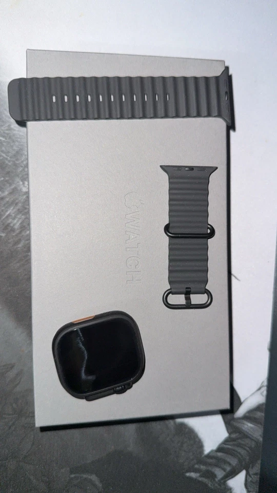 Apple Watch Ultra 2 2024 49mm Titan Oceanband Schwarz MX4P3FD/A NeuwertigHändler - Bild 1 von 1
