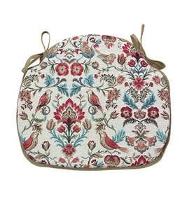 William Original Tapestry Large Spindle Back Tie-On Seat Pad. Kitchen/Dining - Picture 1 of 5