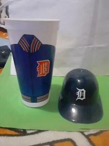 Vintage Detroit Tigers MLB Old Jacket Logo ICEE Plastic Souvenir Cup +Sundae Hat - Picture 1 of 13