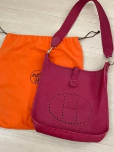 HERMES Evelyne GM Shoulder Bag Red Classic Timeless Design With Authentication - Picture 1 of 4