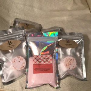 Duschdampfer Erbsen Tabletten (5 Stück) und ein Vanillebeere kohlensäurehaltiges Einweichen - Bild 1 von 3