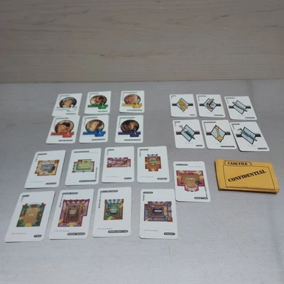 1992 Clue Board Game - Replacements Cards w/ Envelope Only Complete No. 00045 - Image 1 of 4