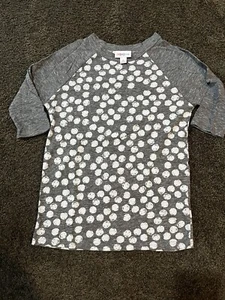 LuLaRoe Kids Sloan Size 6 White Dots on Gray Background with Gray Sleeves - Picture 1 of 3