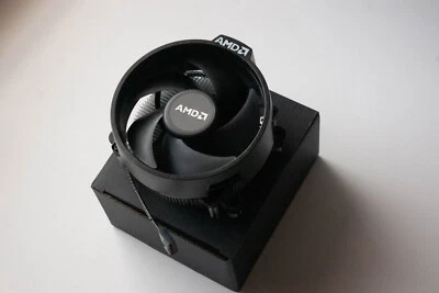 Genuine AMD AM4 CPU Cooler for Ryzen 3 CPUs (712-000046 Rev: D) - Image 1 of 4
