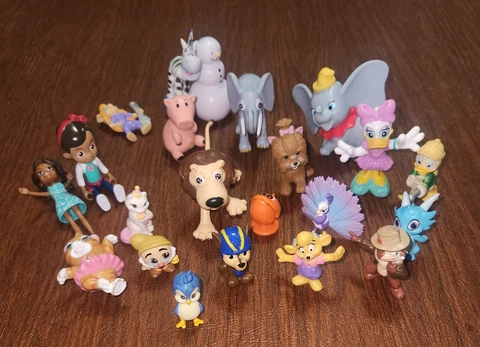 🔥DISNEY PIXAR LION KING ASSORTED LOT 22  FIGURES & MANY MORE OF YOUR FAVORITES! Cover