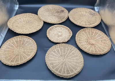 Lote de 7 soportes para plantas de plato de papel de bambú de mimbre desajustado algunos de colección Foto 1 de 4