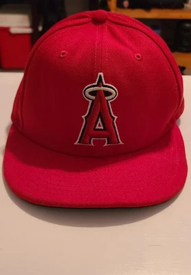 Used Men's New Era Los Angeles Angels Red On-Field 59FIFTY Fitted Cap Size 6 7/8 - Image 1 of 4