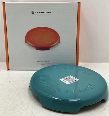 Le Creuset Enameled Round Signature Trivet Cast Iron New In Bleu Caraibes(teal) - Image 1 of 4