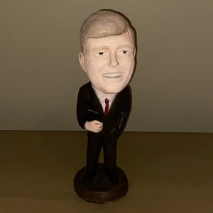 John F Kennedy "JFK" Esco Productions 17" große Kreidegeschirr Statue - Bild 1 von 6