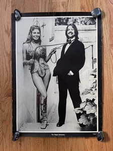Vintage Magic Christian Movie Poster - Raquel Welch & Ringo Starr - 29” x 21” - Bild 1 von 9