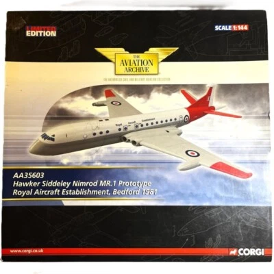 Corgi 1/144 AA35603 Hawker Siddeley Nimrod MR1 Prototipo Royal Aircraft Bedford - Immagine 1 di 4