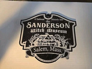 Hocus Pocus Sanderson Museum of Witchcraft Licensed Table Top Wall Hang Sign NEW - Picture 1 of 2