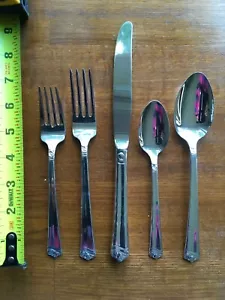Holmes & Edwards Luminoso Futuro Pranzo Set Vintage Piatto Argento - Foto 1 di 7