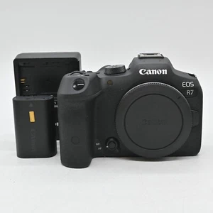 CANON EOS R7 BODY -Near Mint- - Picture 1 of 9