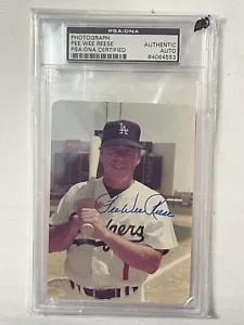 1970's PEE WEE REESE Signed Original Snapshot Photo-HALL OF FAME Auto - Picture 1 of 2