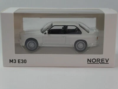 Norev BMW M3 E30 white 1986 1/43 350012 - Immagine 1 di 3