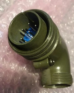 DDK Fujikura DMS3108B20-7P Mil 5015 Connector Plug 8-Pin Right Angle Size 20 - Picture 1 of 3