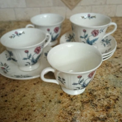 Wedgwood Williamsburg Potpourri NK 510 Vintage Set Of 4 Teacups & 4 Saucers MINT - Image 1 of 4