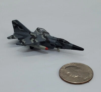 Avión militar Micro Machines Foto 1 de 3